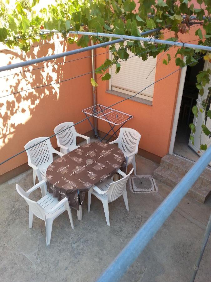 Apartment Toni With Private Parking Zadar Exteriör bild