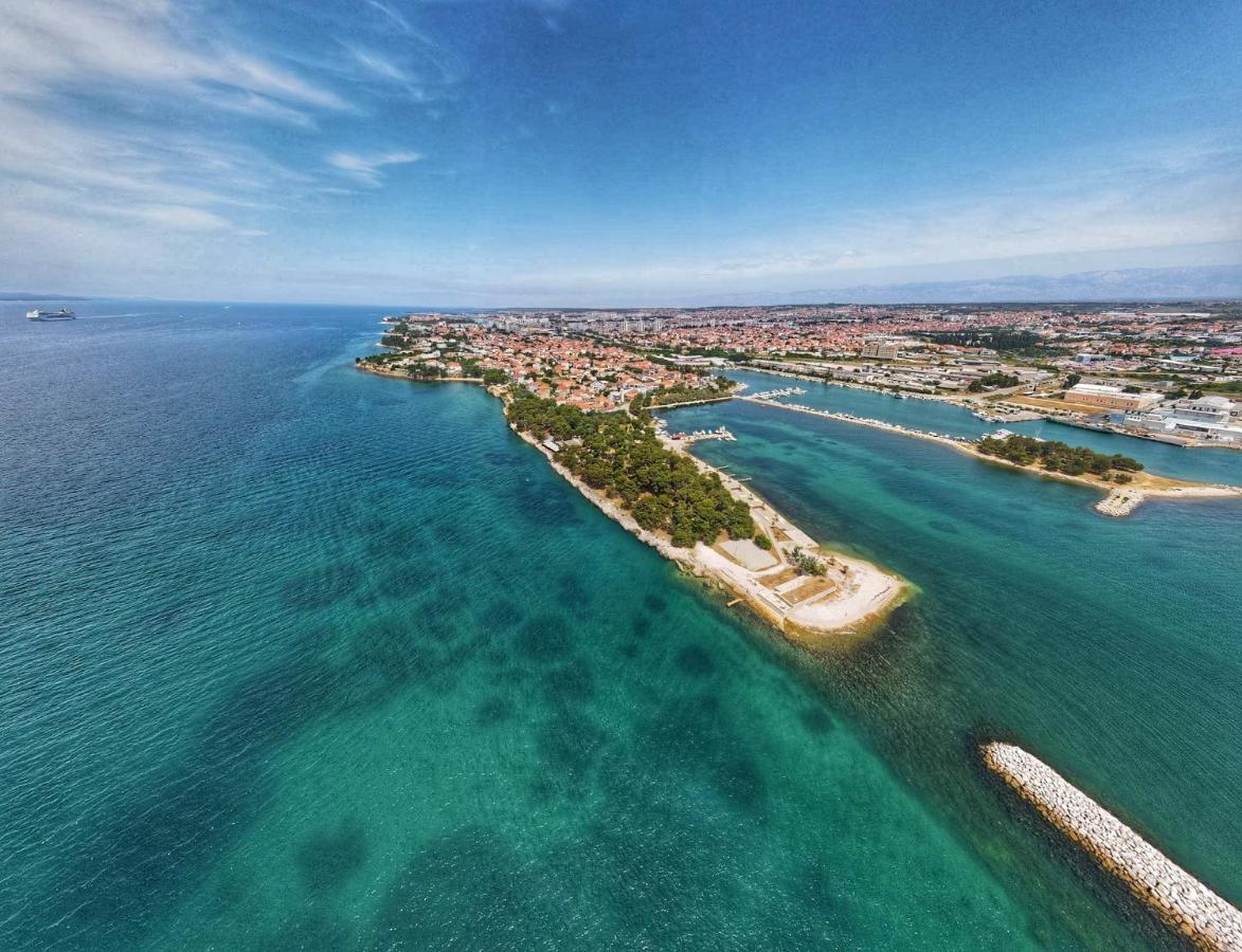 Apartment Toni With Private Parking Zadar Exteriör bild